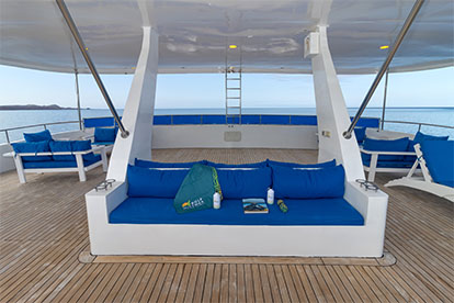 Sun deck front
